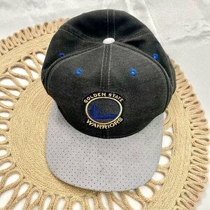 Mitchell & Ness Golden State Warrior Black and Grey Hat